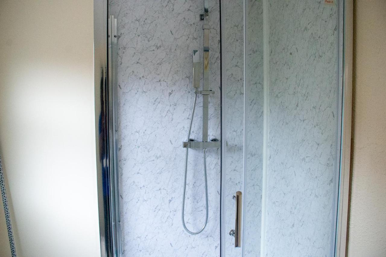 Royale Green View House- Free Parking, Wifi, Perfect For Contractors And Holiday Northampton Dış mekan fotoğraf